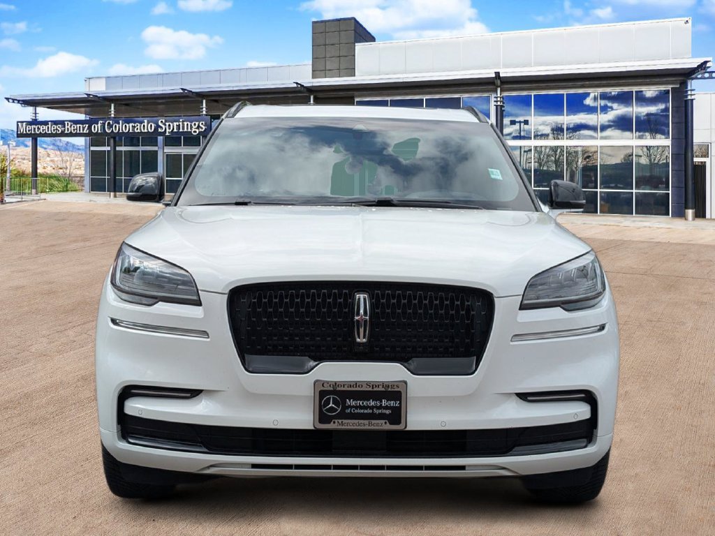 Used 2023 Lincoln Aviator Reserve w/ Equipment Group 201A AWD/4WD image 2