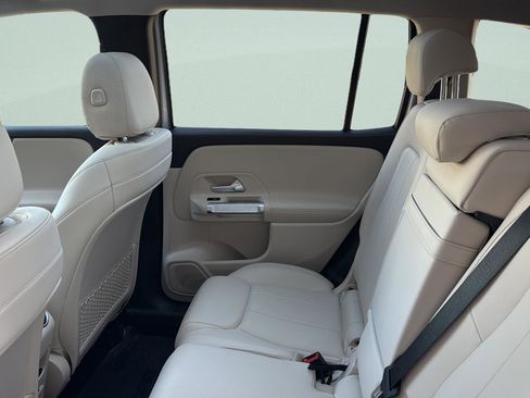 Certified 2020 Mercedes-Benz GLB 250 image 23