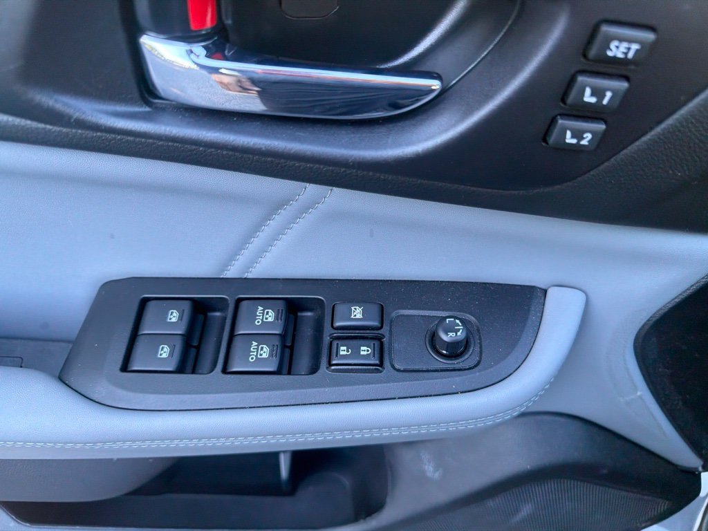 Used 2019 Subaru Outback 2.5i Limited AWD/4WD image 11
