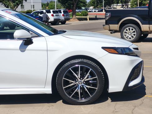 Certified 2024 Toyota Camry SE w/ Cold Weather Package FWD image 7