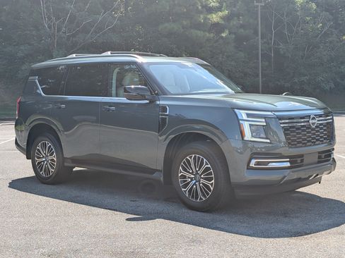 Used 2026 Nissan Armada Platinum RWD image 11