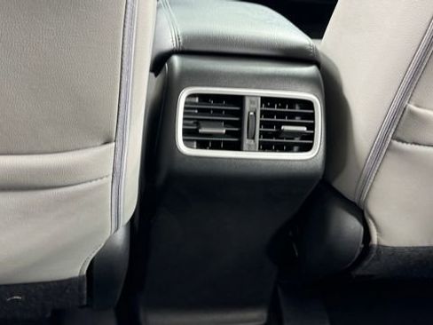 Used 2015 Honda CR-V Touring image 38