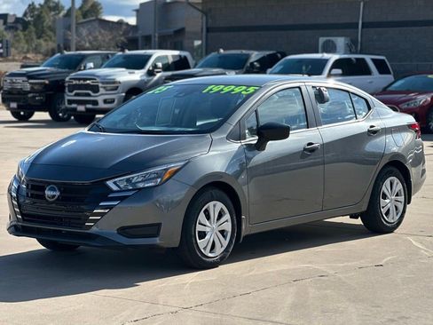 Used 2025 Nissan Versa S w/ Trunk Package image 7
