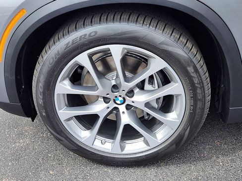 New 2026 BMW X5 xDrive40i AWD/4WD image 7