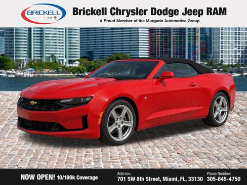 Used 2020 Chevrolet Camaro LT RWD image 1