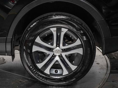 Certified 2018 Toyota RAV4 LE image 11