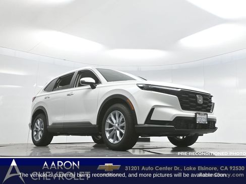 Used 2025 Honda CR-V EX image 2