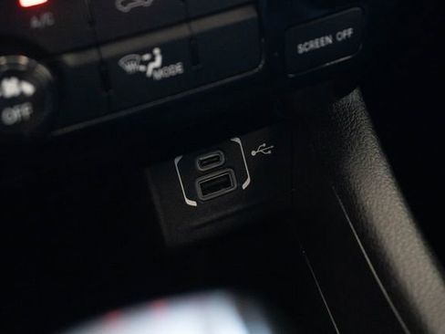 Used 2022 Jeep Compass Latitude FWD image 25