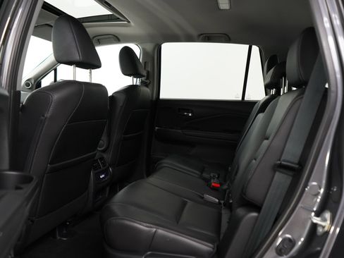 Used 2018 Honda Pilot EX-L image 18