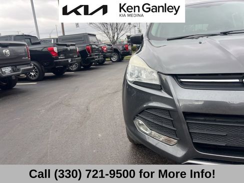 Used 2016 Ford Escape SE image 17