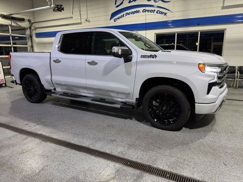 New 2026 Chevrolet Silverado 1500 High Country w/ High Country Premium Package image 13