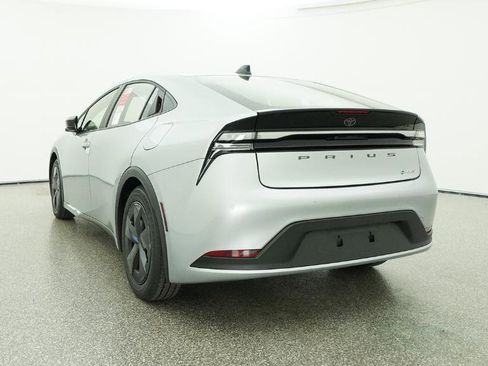 New 2026 Toyota Prius Plug-In Hybrid image 15