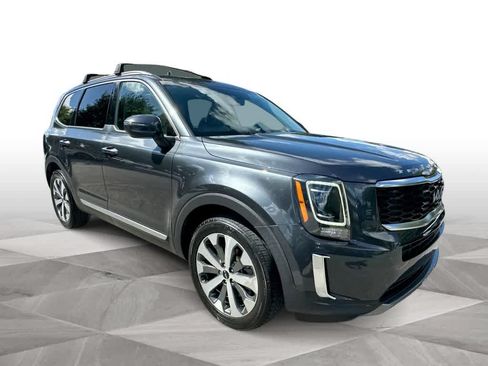 Certified 2022 Kia Telluride S FWD image 2