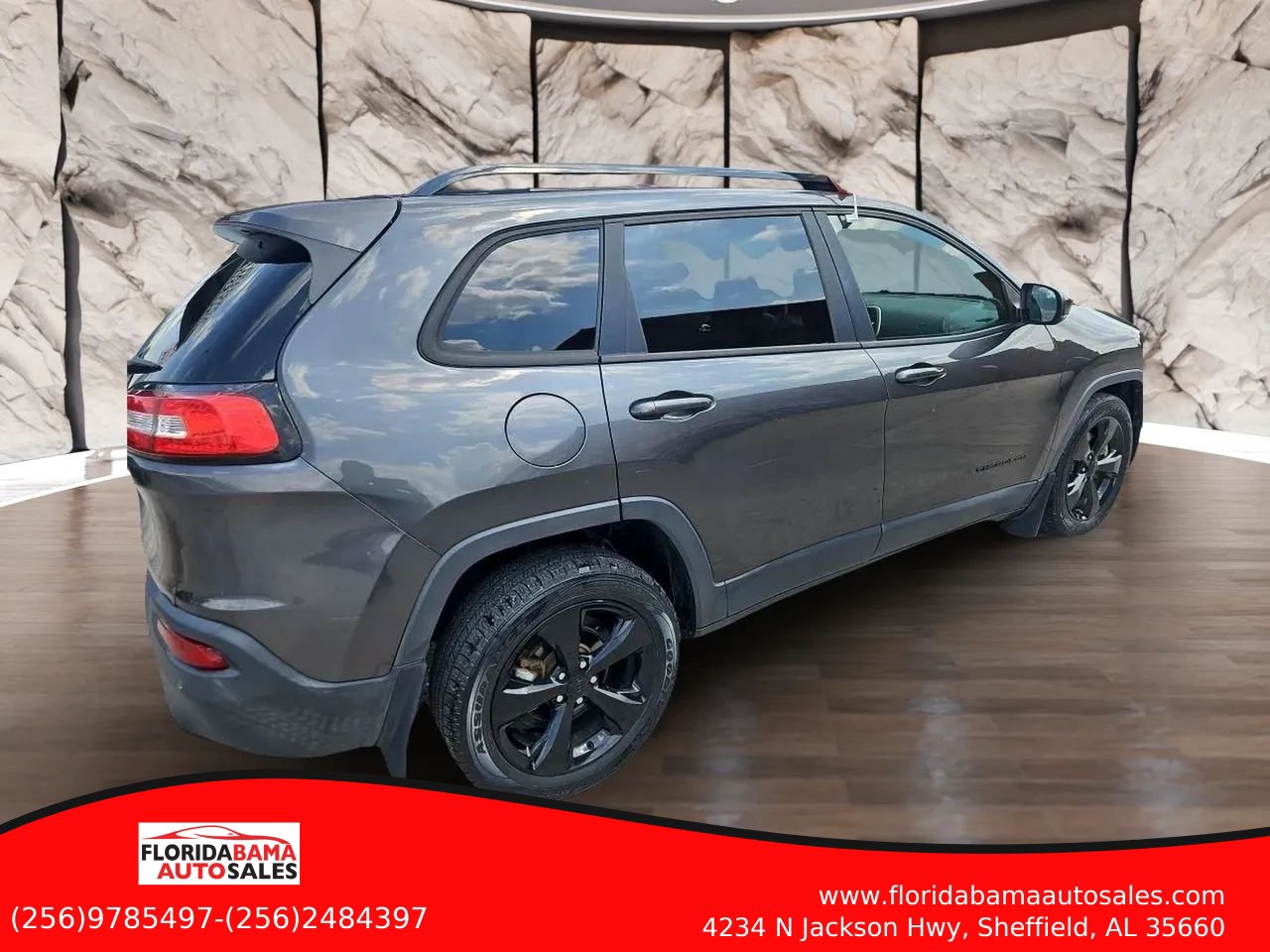 Used 2016 Jeep Cherokee Latitude w/ Safety/Convenience Group FWD image 4