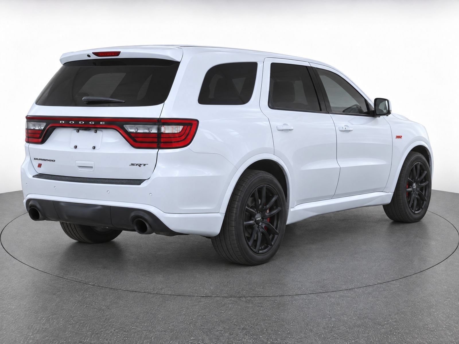 Used 2018 Dodge Durango SRT w/ Technology Group AWD/4WD image 3