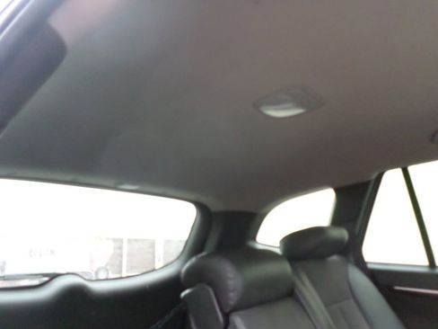 Used 2012 Hyundai Santa Fe SE image 18