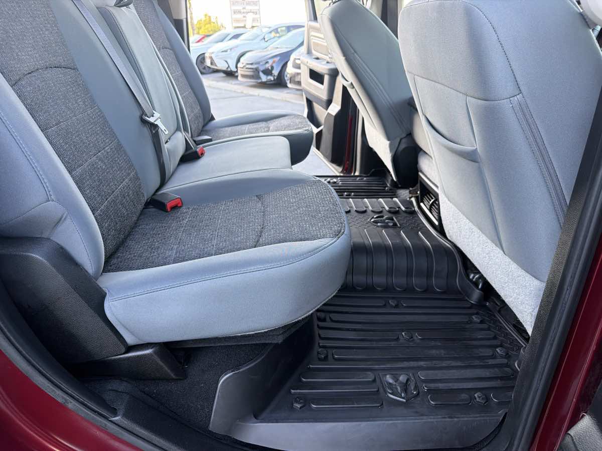 Used 2018 RAM 1500 Big Horn AWD/4WD image 29