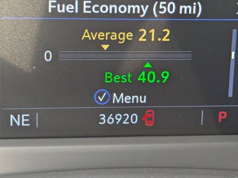 Certified 2023 Cadillac XT4 Premium Luxury w/ Cold Weather Package image 34