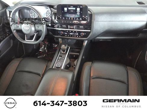 Certified 2024 Nissan Pathfinder SL w/ Black Appearance Package AWD/4WD image 32