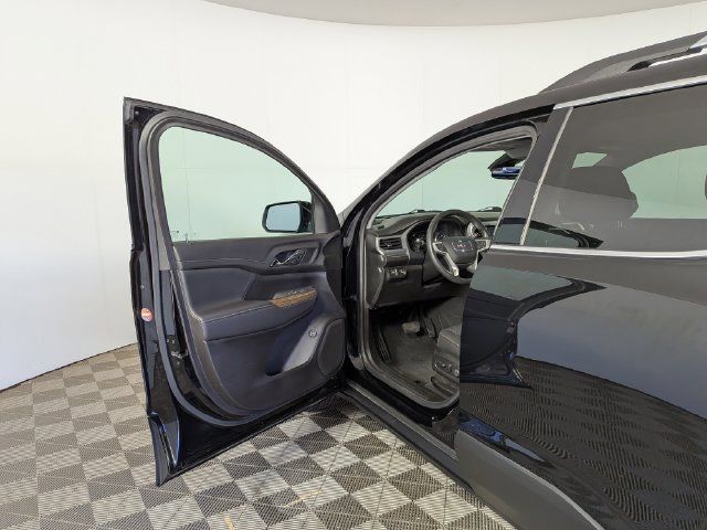 Used 2022 GMC Acadia SLE w/ Driver Convenience Package FWD image 12