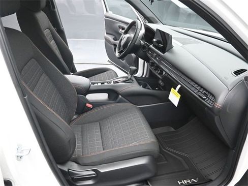 New 2026 Honda HR-V Sport image 31