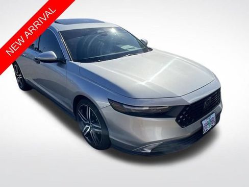 Used 2023 Honda Accord EX image 1