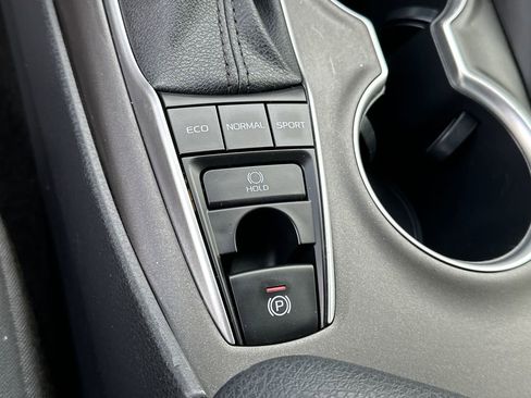 Certified 2023 Toyota Camry LE image 29