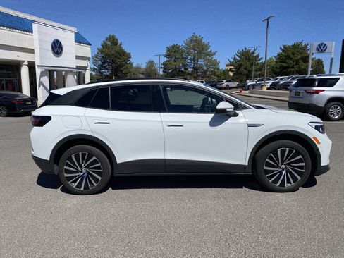 Used 2024 Volkswagen ID.4 Pro AWD/4WD image 42