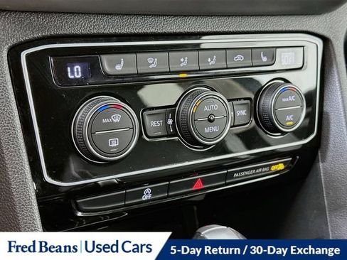 Used 2023 Volkswagen Atlas SE w/ Black Wheel Package AWD/4WD image 21