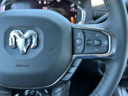 New 2026 RAM 2500 Laramie w/ Sport Appearance Package AWD/4WD image 25