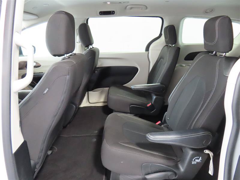 Used 2023 Chrysler Voyager LX FWD image 29