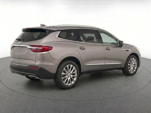 Used 2020 Buick Enclave Premium w/ Sun and Sites Package AWD/4WD image 3