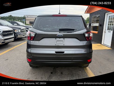 Used 2018 Ford Escape S FWD image 5