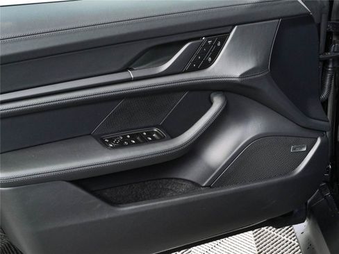 New 2026 Porsche Taycan RWD image 6