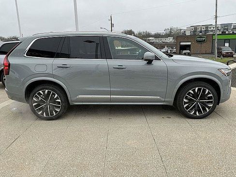 New 2026 Volvo XC90 T8 Ultra w/ Protection Package AWD/4WD image 7