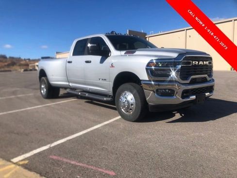 New 2026 RAM 3500 Big Horn image 7