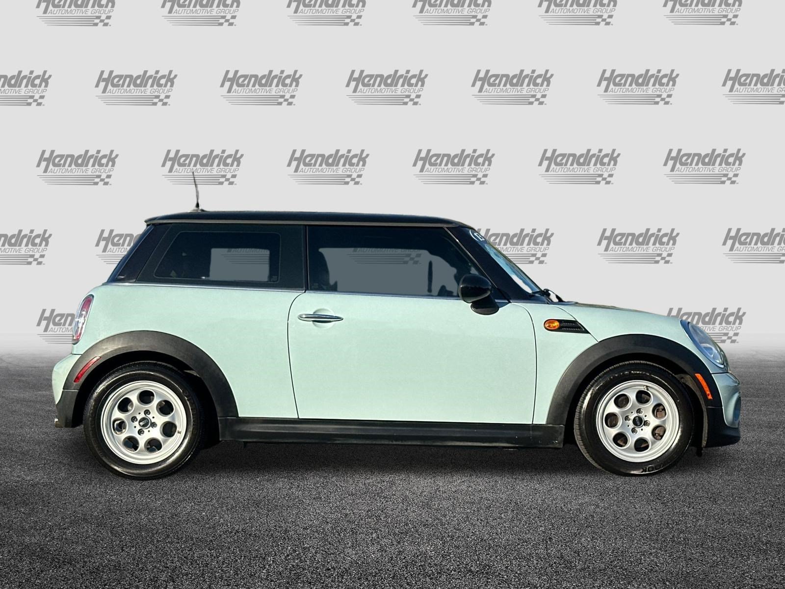 Used 2013 MINI Cooper Hardtop FWD image 3