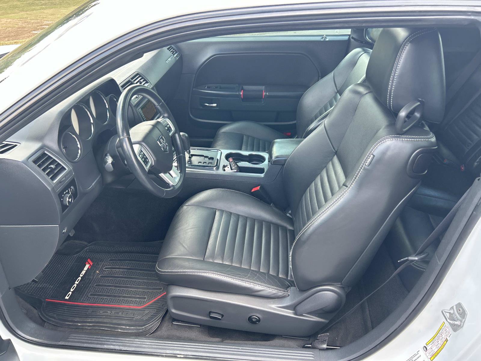 Used 2011 Dodge Challenger R/T RWD image 22