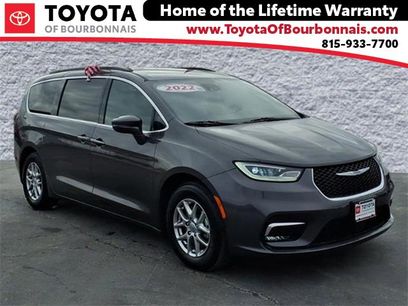 Used 2022 Chrysler Pacifica Touring