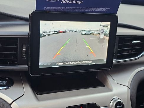 Certified 2022 Ford Explorer XLT w/ Equipment Group 202A image 30