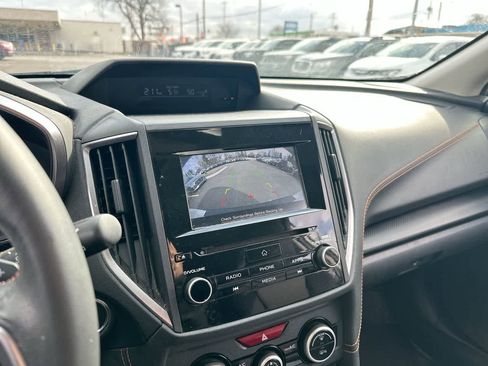 Certified 2021 Subaru Crosstrek 2.0i Premium w/ Moonroof Package image 32