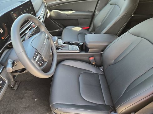 New 2026 Kia Sportage EX FWD image 9