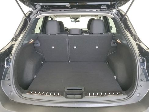 Used 2025 Nissan Kicks SV w/ Illumination Package FWD image 10