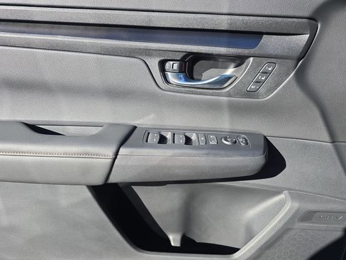 Certified 2025 Honda CR-V Sport-L image 24