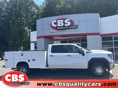 Used 2024 GMC Sierra 3500 Pro w/ Convenience Package