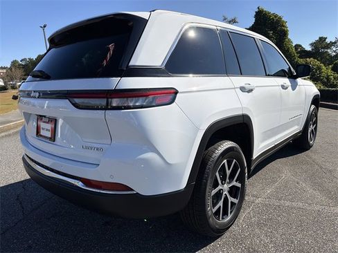 New 2025 Jeep Grand Cherokee Limited image 5