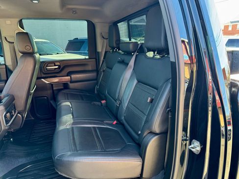 Used 2020 GMC Sierra 3500 Denali w/ Denali Ultimate Package image 16