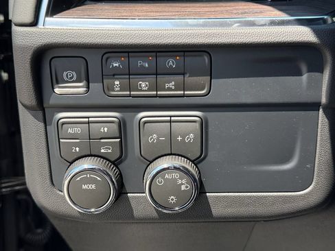 New 2026 Chevrolet Tahoe LS w/ LPO, Dark Essentials Package AWD/4WD image 22