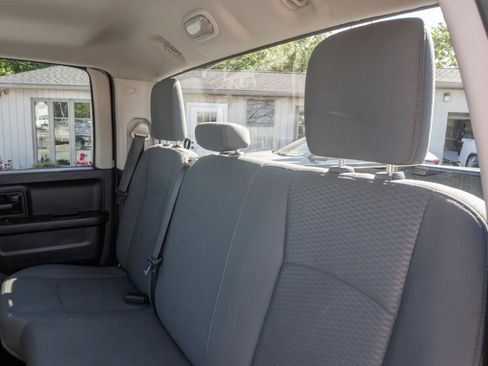 Used 2017 RAM 1500 Express AWD/4WD image 21