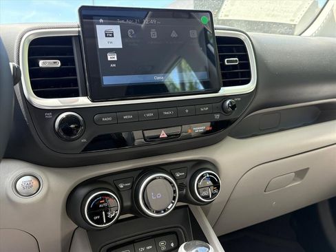 New 2026 Hyundai Venue SEL FWD image 21